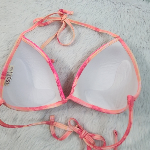 SO Bright String Bikini - Picture 12 of 15